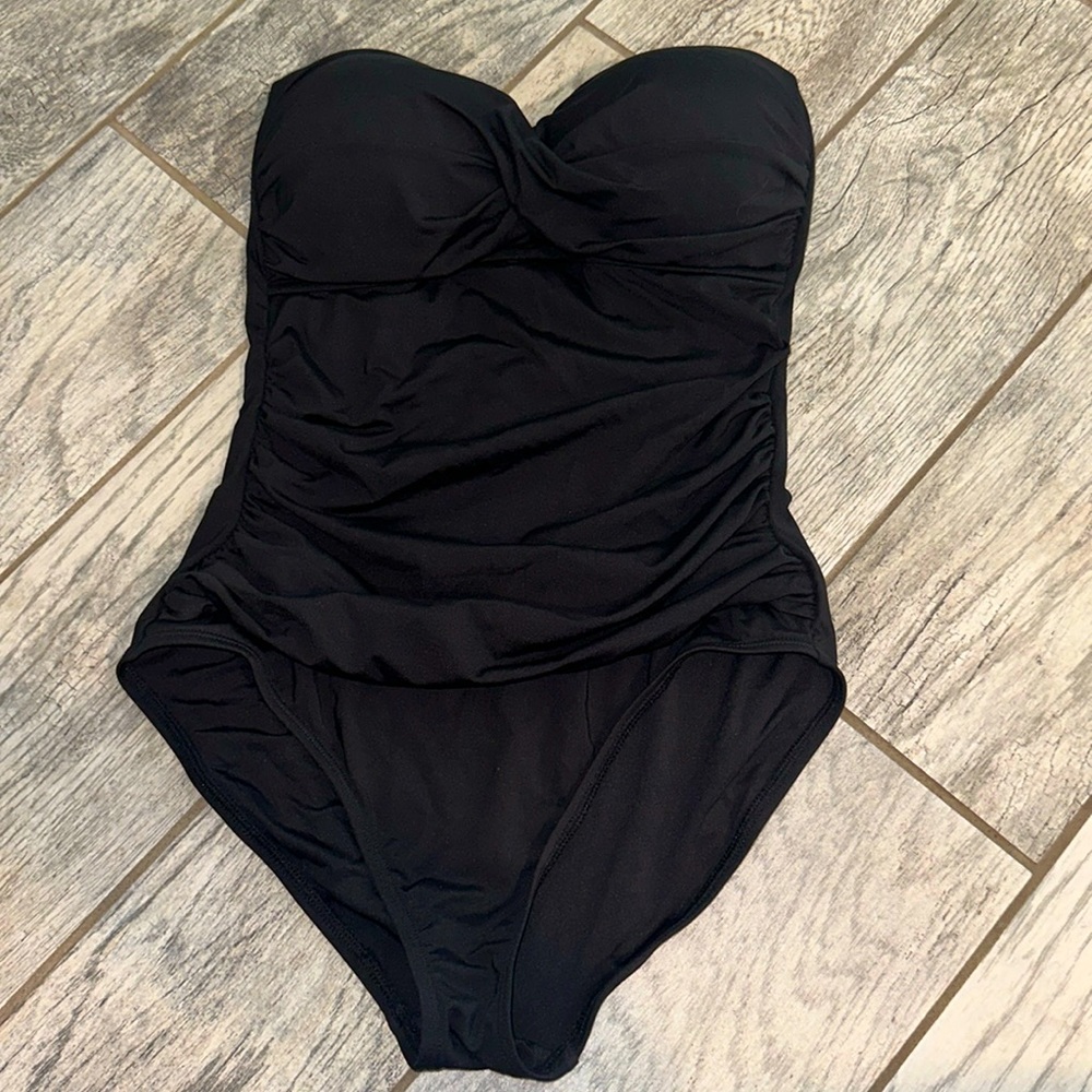One Piece Strapless Bathing Suit